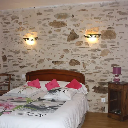 Le Relais De Chantecor Bed & Breakfast 3*