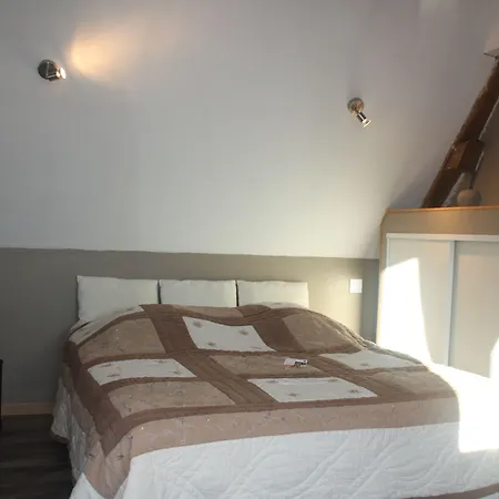 Le Relais De Chantecor Bed & Breakfast La Coquille