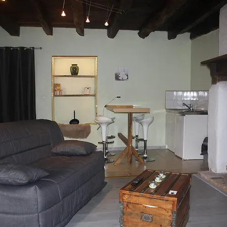 ベッド・アンド・ブレックファスト Le Relais De Chantecor La Coquille