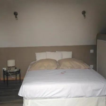 ベッド・アンド・ブレックファスト Le Relais De Chantecor