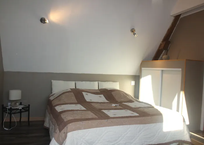 Le Relais De Chantecor Oda ve Kahvaltı La Coquille