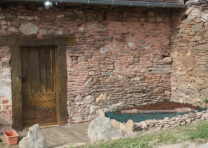 Oda ve Kahvaltı Le Relais De Chantecor 3*