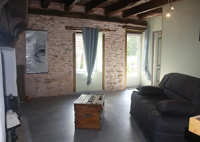 Le Relais De Chantecor La Coquille