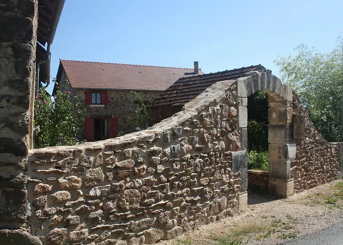 Le Relais De Chantecor Oda ve Kahvaltı 3*